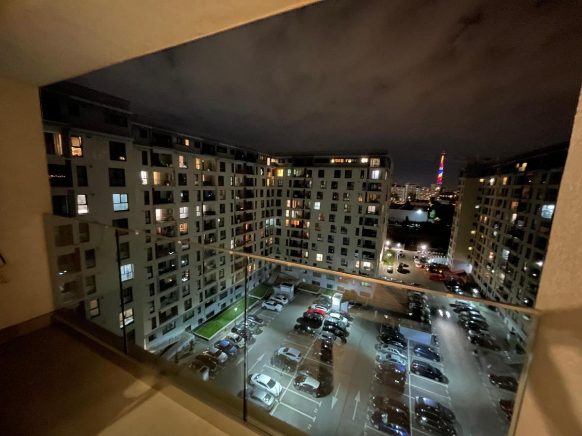 Gold Luxury Apartment Close To Presidential Palace Bukares Bagian luar foto