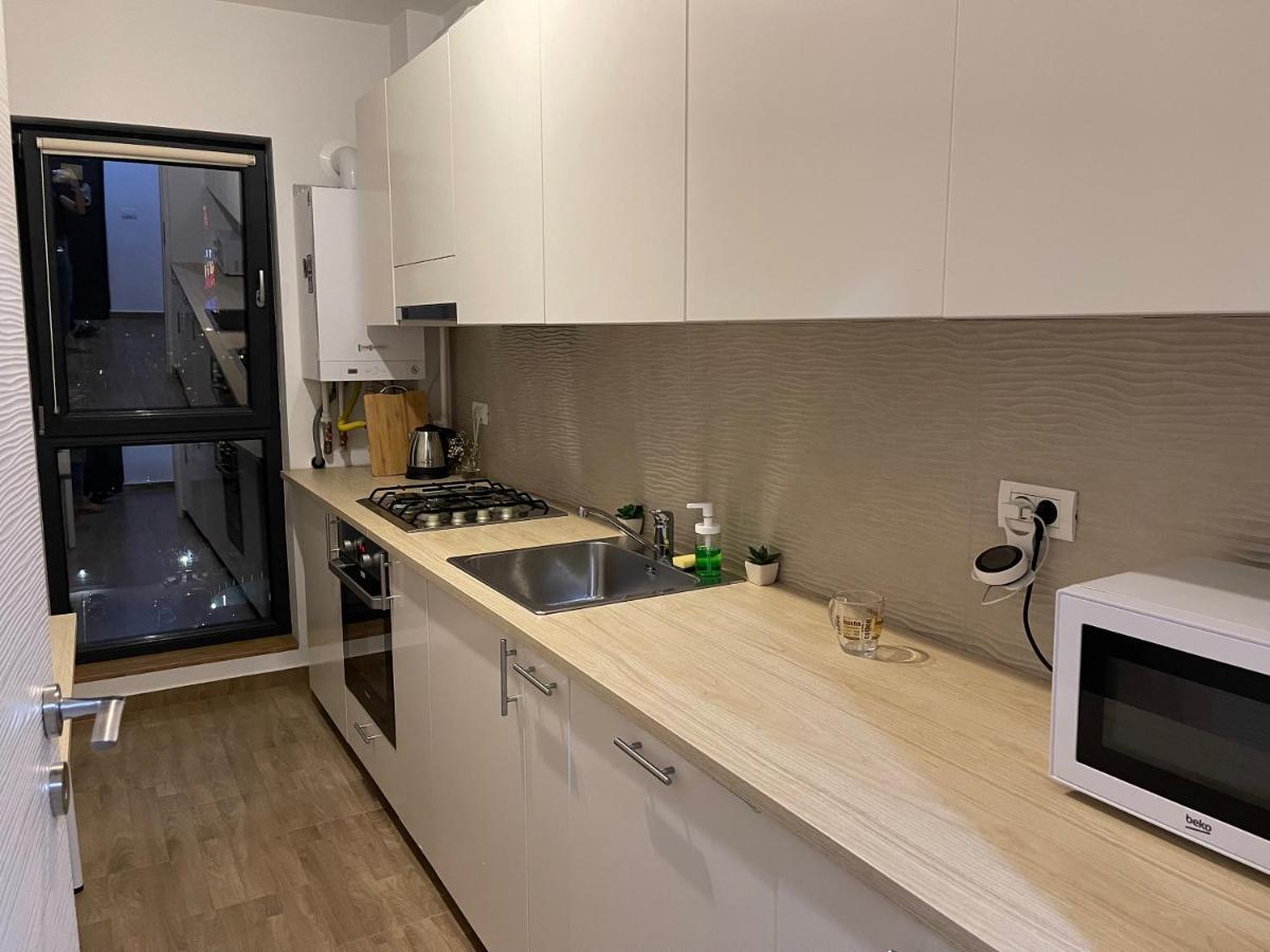 Gold Luxury Apartment Close To Presidential Palace Bukares Bagian luar foto