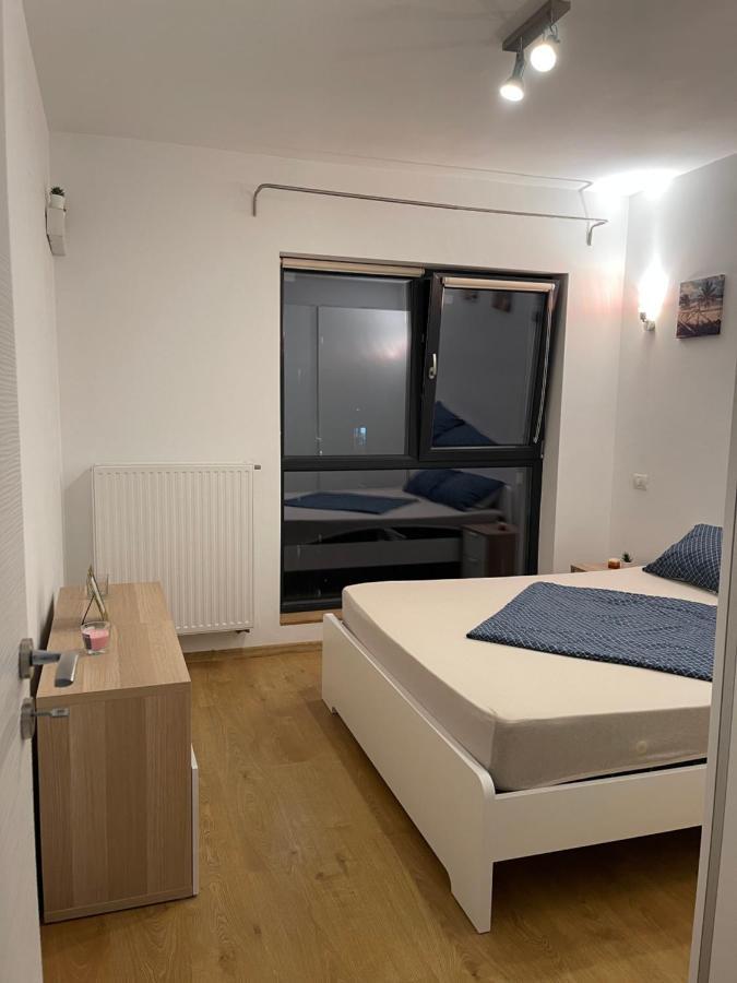 Gold Luxury Apartment Close To Presidential Palace Bukares Bagian luar foto