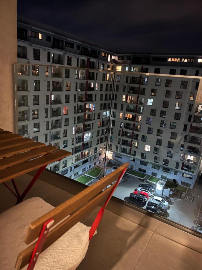 Gold Luxury Apartment Close To Presidential Palace Bukares Bagian luar foto